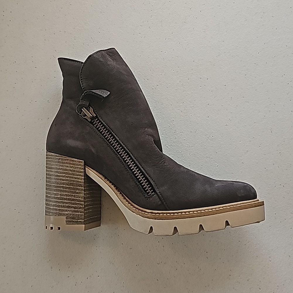 Bueno Gray Nubuck Ankle Boot with Lug Sole and Block Heel